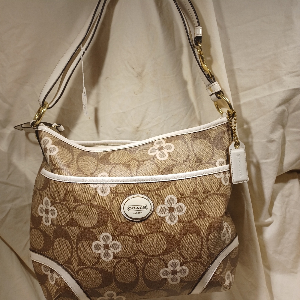 Coach Peyton - image 1